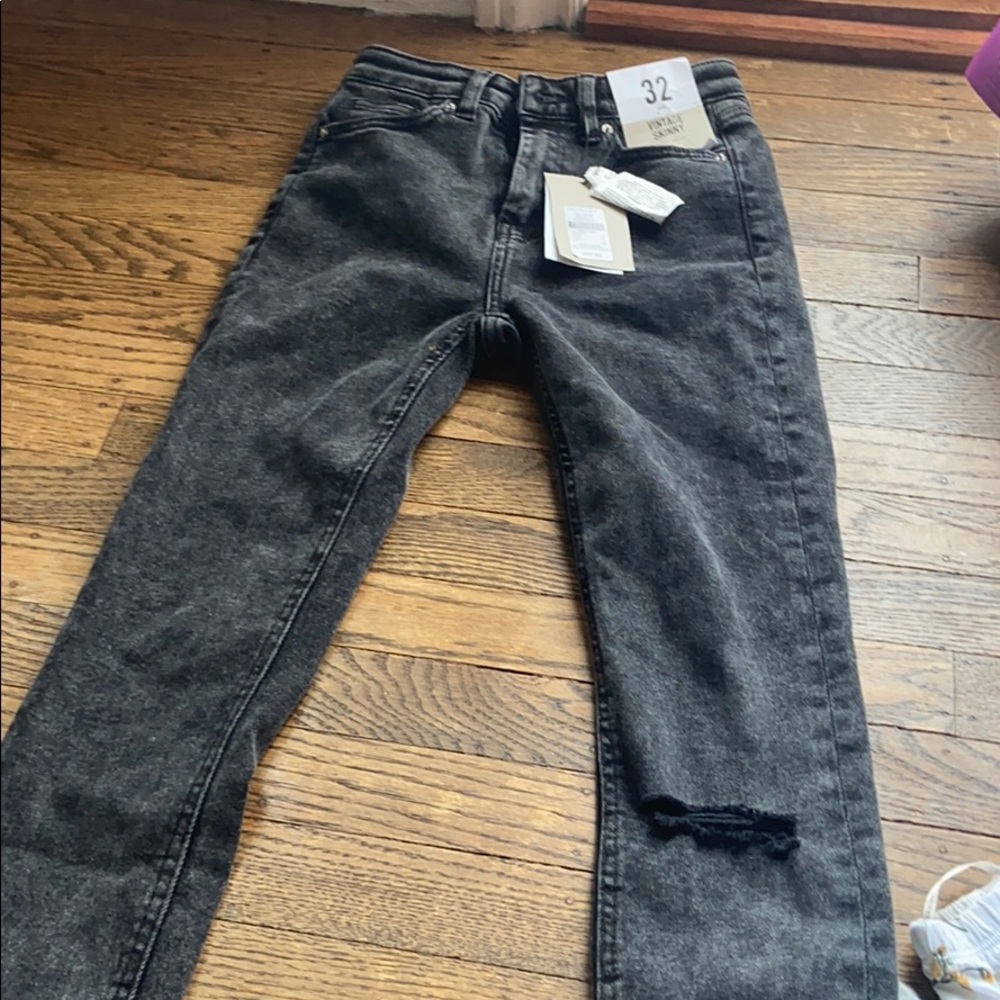 black skinny jeans